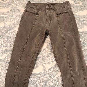 American eagle jeans size 4! Only wore twice.